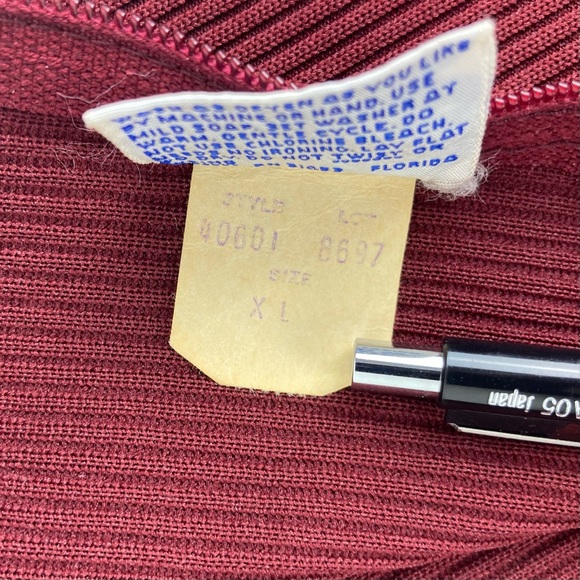 70s vintage mock turtle, sleeveless top - Picture 12 of 16